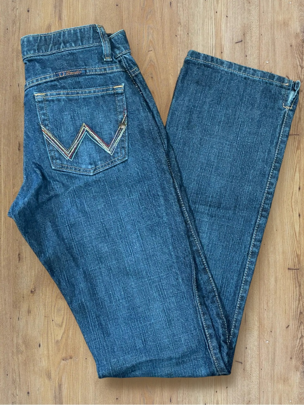 Wrangler Cash Ultimate Riding Jeans Women Size 0x34 Blue Denim Bootcut WRC10WB